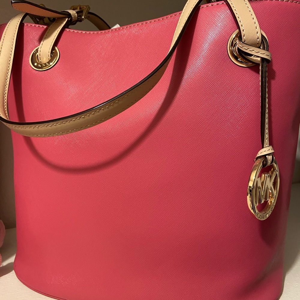 Michael Kors Tote